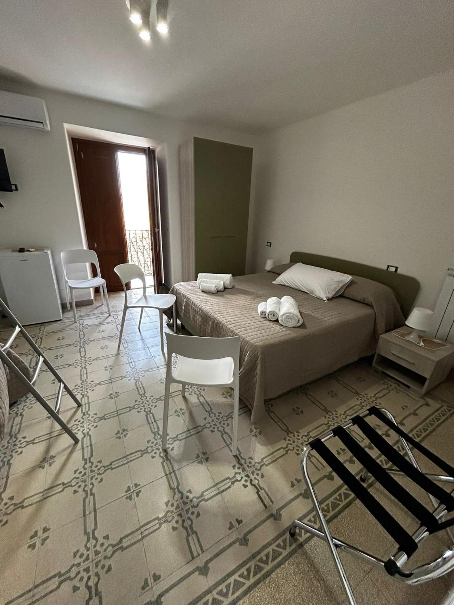 Hotel La Spiga Gangi Exterior foto
